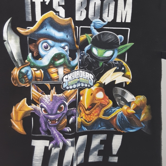Skylanders swap force kids t-shirt Size 5/6 - Picture 4 of 6